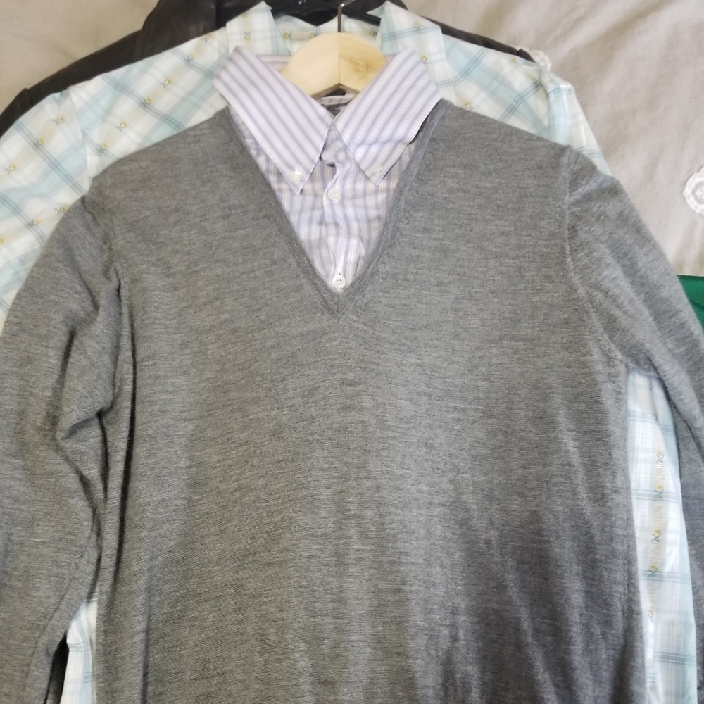 Alexander McQueen Cashmere sweater with collar